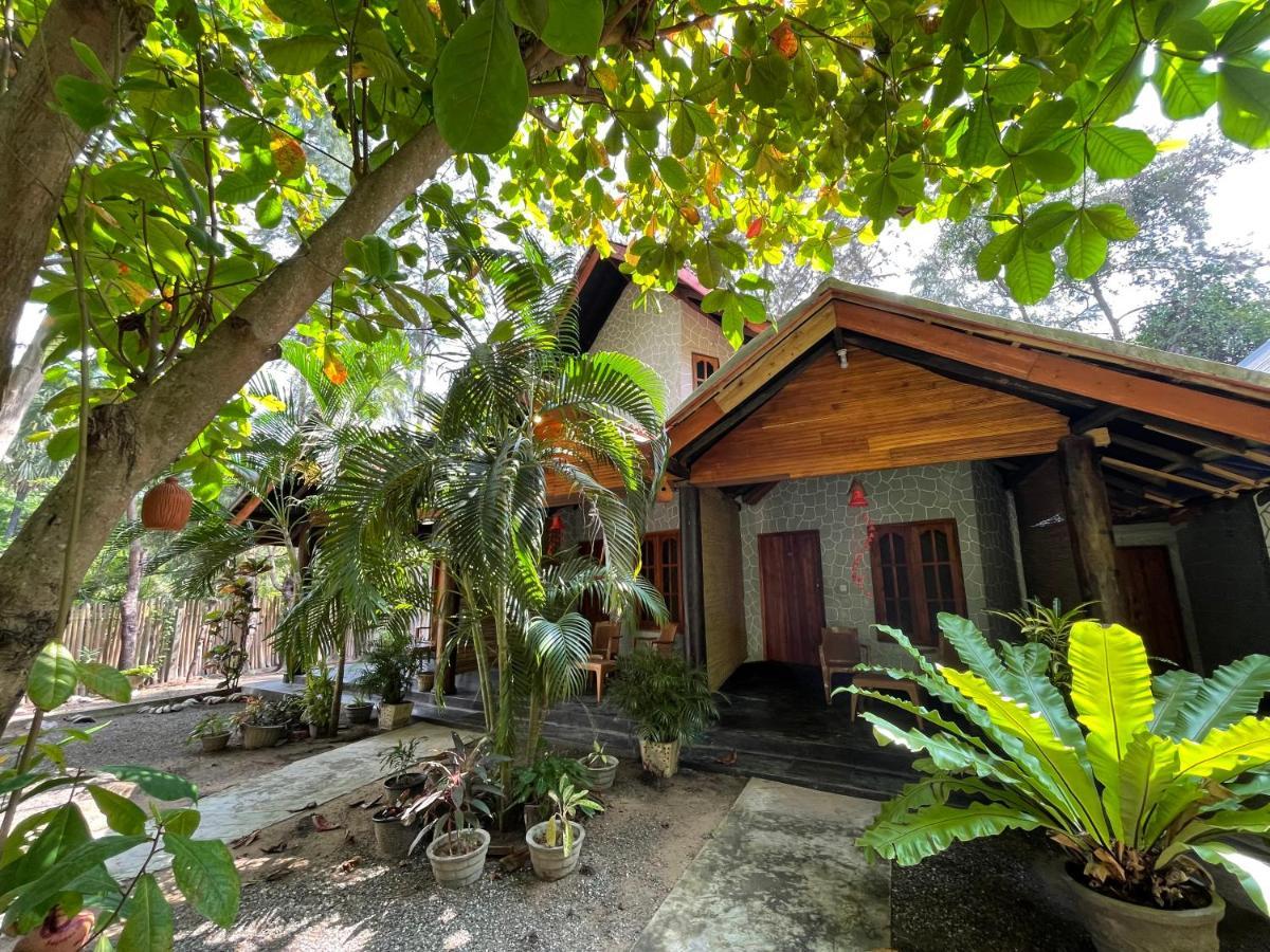New Roy Guest House Kalkudah  Exterior photo
